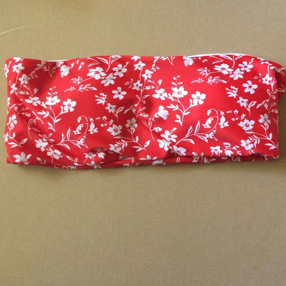 Red floral bikini top only size small